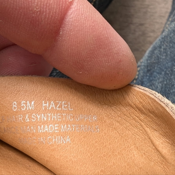 Dolce Vita Hazel Leopard-Print Calf Hair Sandals - Picture 5 of 8